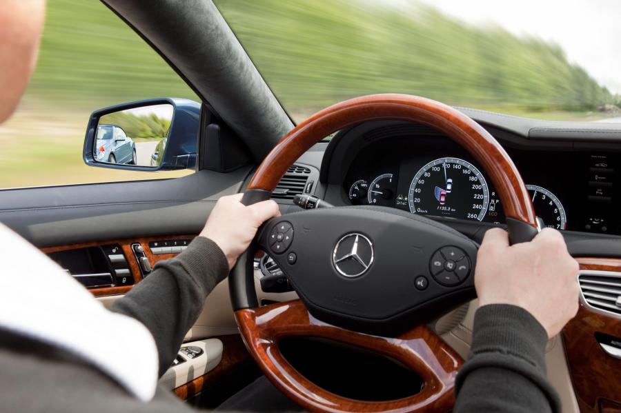  Mercedes-Benz CL-Class 2011 года  (фото 27 из 54)